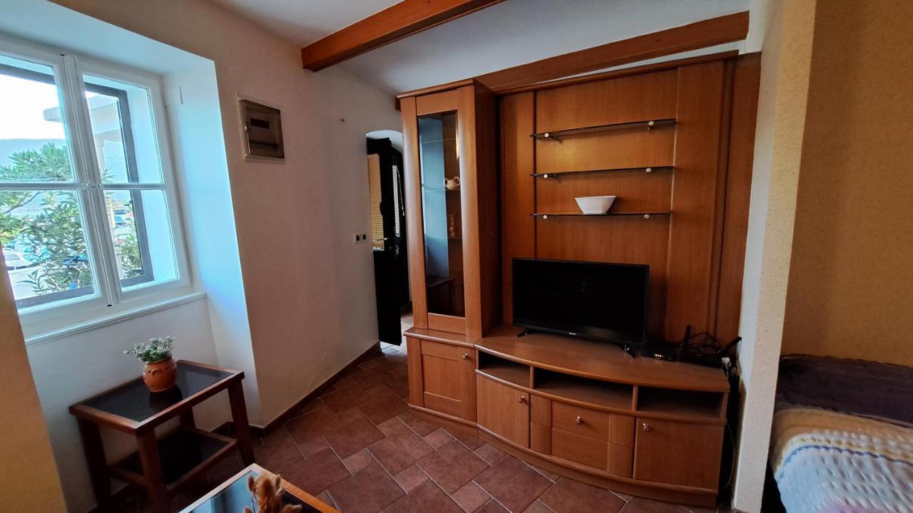 Baska Studio Seaview Esterno foto